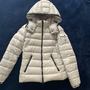 Moncler Bady coat in Cream color Size 1 (small)